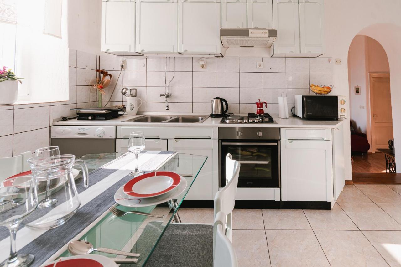 Arya Apartment Šibenik Екстериор снимка